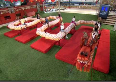 Com escassez de água na região, Big Brother dá mau exemplo 