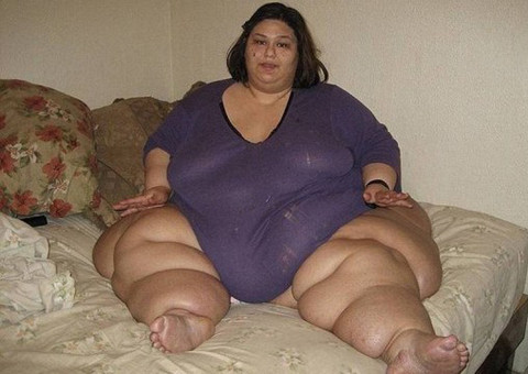 Acusada de matar sobrinho após rolar sobre ele, mulher vira inspiração ao perder 360kg; veja