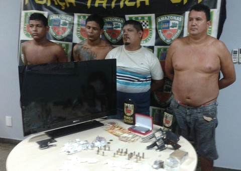 Quadrilha suspeita de tráfico é presa