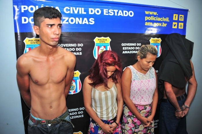 Quadrilha é presa por roubo e receptação de veículos                       