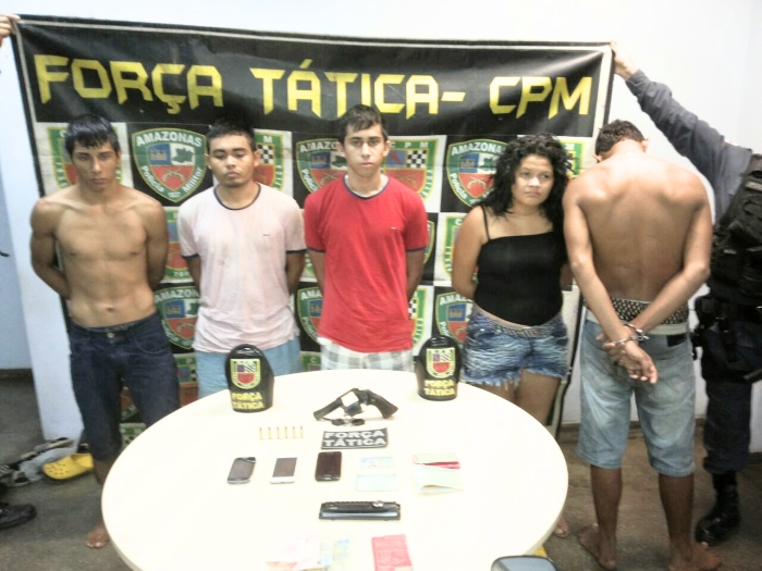 Quadrilha é presa por roubo de carros e motocicleta