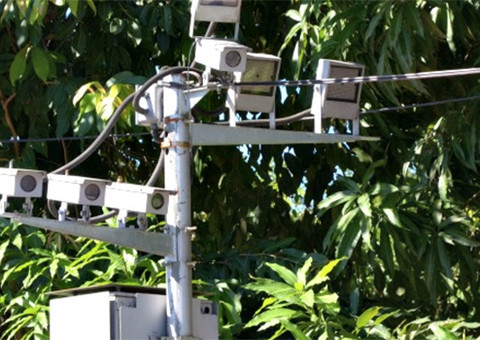 Dirigir a mais de 60 quilômetro/hora não dá mais multa em Manaus