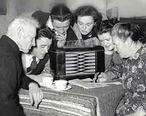 No Amazonas, políticos redescobrem o rádio 