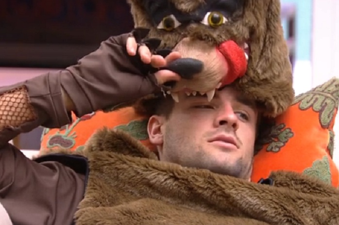  BBB 15: "Não aguento mais essa mulher", diz Rafael sobre sister