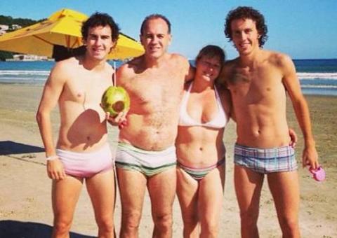 Antes da morte do irmão, jogador publicou fotos com a família no Instagram