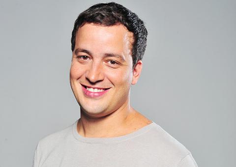 Primeiras chamadas começam a ser exibidas