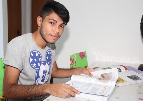 Estudantes da rede pública estadual são destaques no SIS