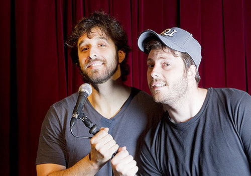 Danilo Gentili e Rafinha Bastos trocam farpas após derrota do Brasil