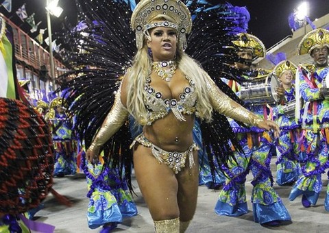 Mulher Filé desiste de ser rainha de bateria "Este ano eu quero curtir"