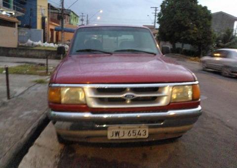 Dono sumiu e deixou Ranger parada na avenida Ipixuna