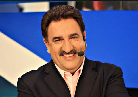 Ratinho e Sbt são condenados a pagar R$ 150 mil por ofensa à igreja de gays