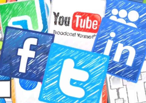 Redes sociais influenciam o consumidor na hora da compra