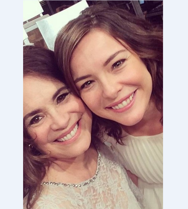 Regina Duarte confirma gravidez da nora, Regiane Alves