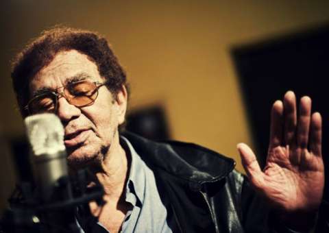 Rei do Brega se inspirava no Beatles e já foi do Rock