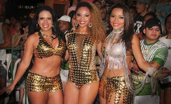 G.R.E.S. Reino Unido da Liberdade realiza arrastão do samba