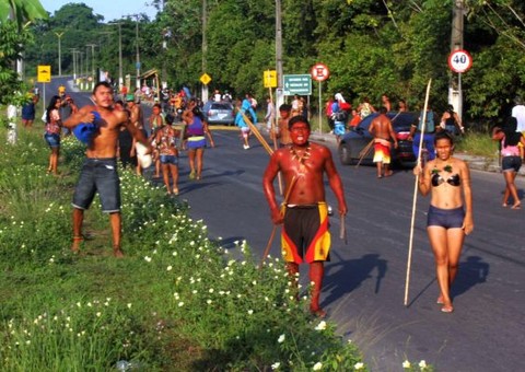 Polícia retira invasores de terreno  na zona Norte