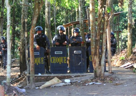 Polícia retira invasores no bairro Novo Israel