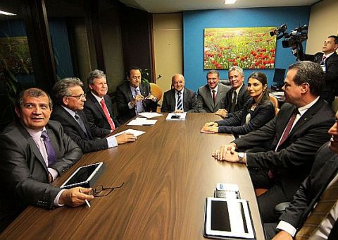 Para Artur, trabalho em equipe facilita aprovar PEC da Zona Franca