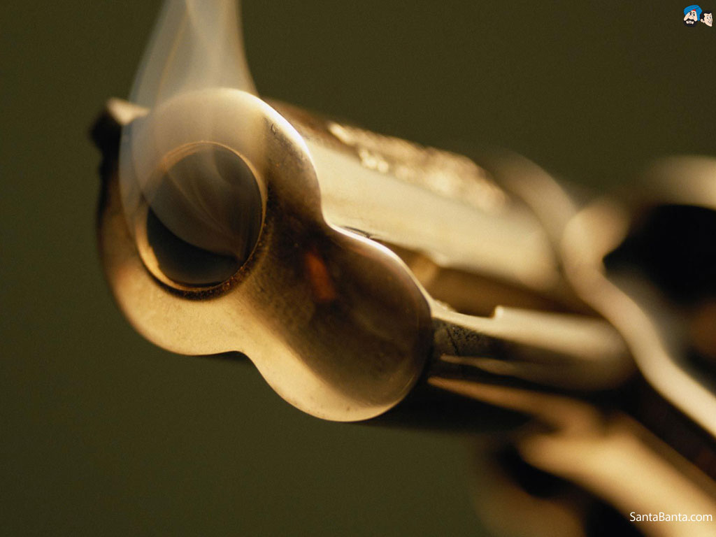 Pai é preso após matar suspeito de pedofilia que tirava fotos de sua filha