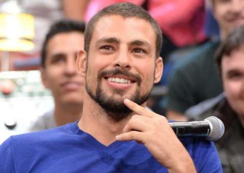 Separados, Cauã Reymond é só elogios a Grazi Massafera