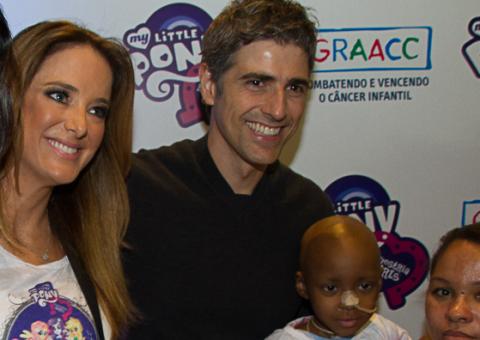  Gianecchini e Ticiane Pinheiro participam de ação beneficente 