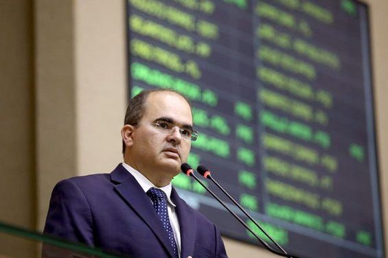 Candidato diz que vai fazer campanha sem desconstruir adversários