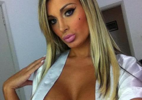Andressa Urach ganhará R$ 100 mil por noite para fazer strip