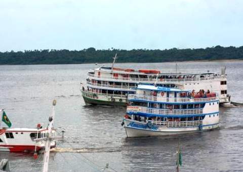 Nível do rio Negro continua baixando