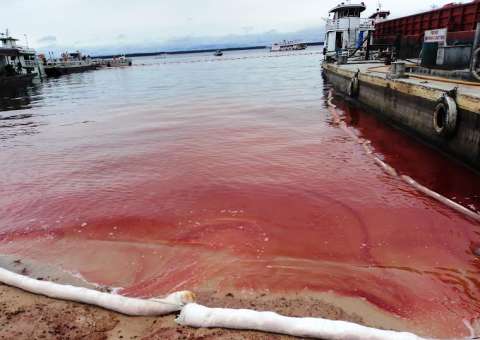 IPAAM aplica  multa de R$1 milhão por derramamento de óleo no Rio Negro