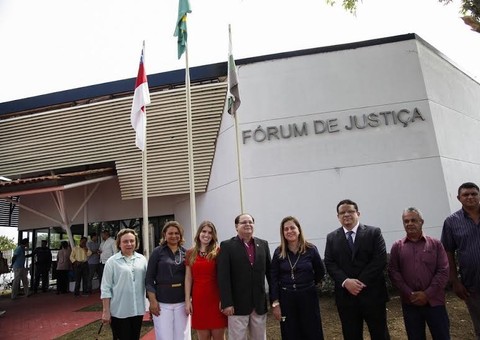 Reinaugurado Fórum Senador Jefferson Péres