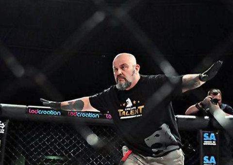 Principal árbitro de MMA faz declarações sobre Diego e repórter da A Crítica