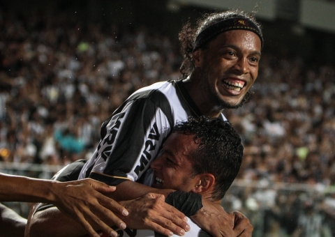 Cuca se vira para escalar Atlético-MG contra a Ponte