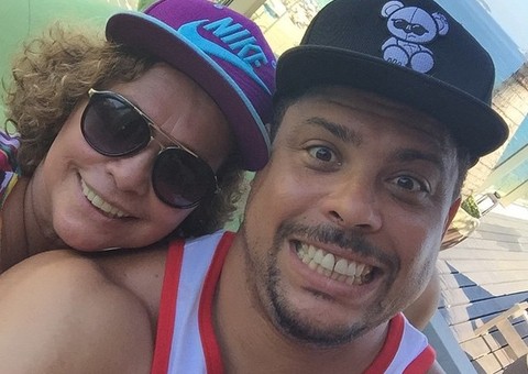 Ronaldo Fenômeno curte Réveillon sem a noiva