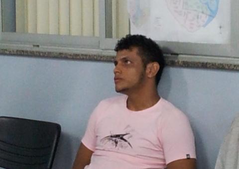 Preso  pilotando moto roubada no Líiro do Vale