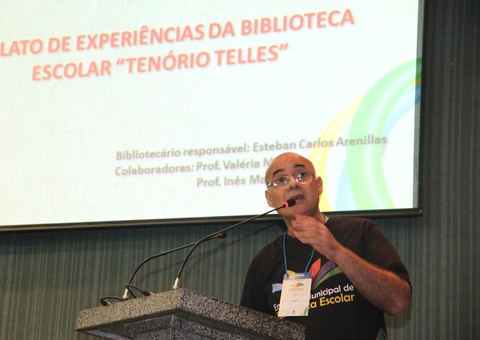 Semed realiza encontro com bibliotecários para debater a atuação e leis vigentes da área