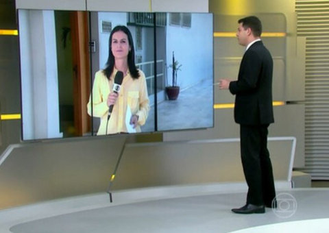 Evaristo Costa vira chacota após chamar repórter de Viviane Araújo