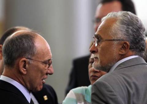 Renúncia de Genoino foi discutida com Lula e Rui Falcão