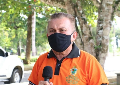 Secretário de Limpeza, Sabá Reis é vacinado contra covid em Manaus 