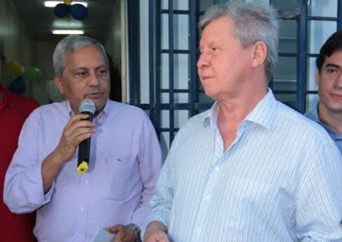 Prefeito  entrega a 14ª unidade de saúde construída na cidade