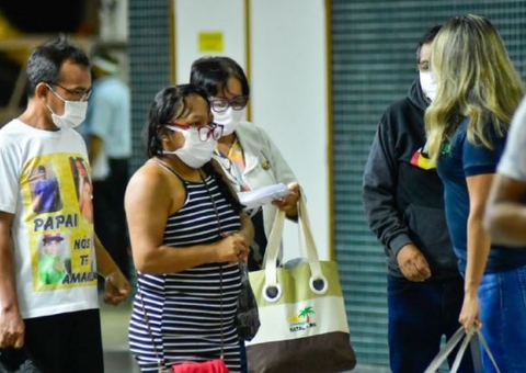 Após vencer a covid-19, mais cinco pacientes retornam a Manaus