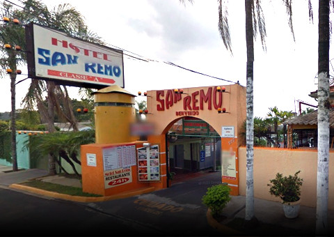 Homem sai com a amiga para usar piscina de motel e morre afogado