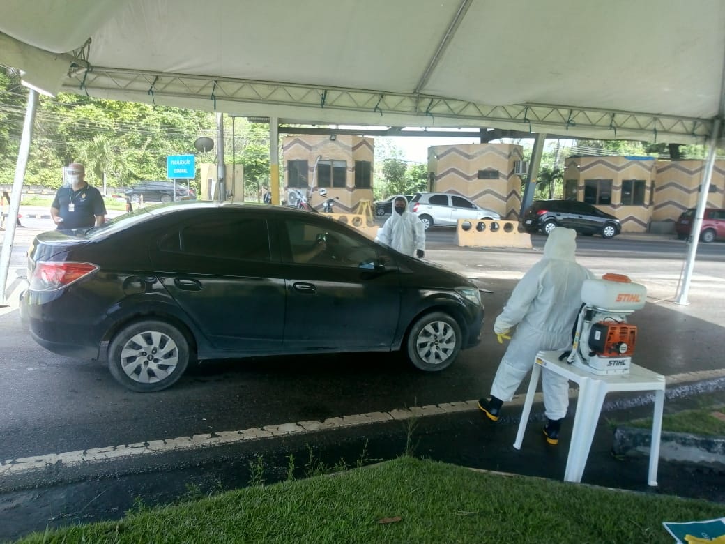 Barreiras sanitárias são montadas nas rodovias de Manaus contra Covid-19