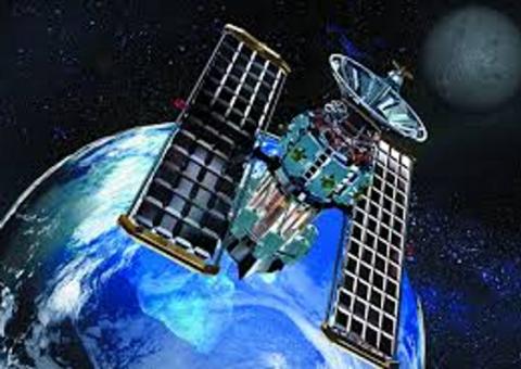 Aluno brasileiro já monitora e até faz satélite