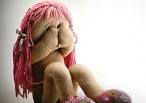 Ladrão chamou a polícia depois de descobrir que sua vitíma era um pedófilo