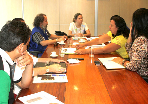 Seduc planeja ações para garantir qualidade na alimentação dos alunos