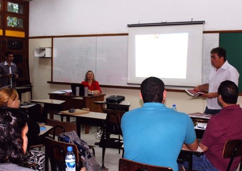 Seduc vai capacitar mais de 5,6 mil professores