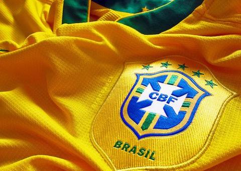 Nos jogos, menores só entram acompanhados de maiores de 18 anos