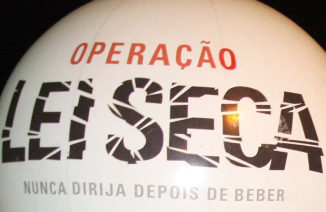 Detran investe em super blitz e campanha contra álcool no trânsito