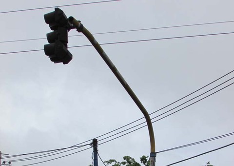 Semáforos alimentados à bateria são instalados em 16 cruzamentos
