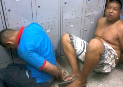 Bandidos invadem casa e ameaçam até crianças durante assalto